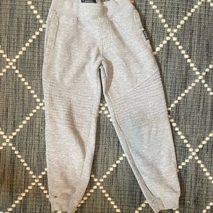 Boys gray sweatpants